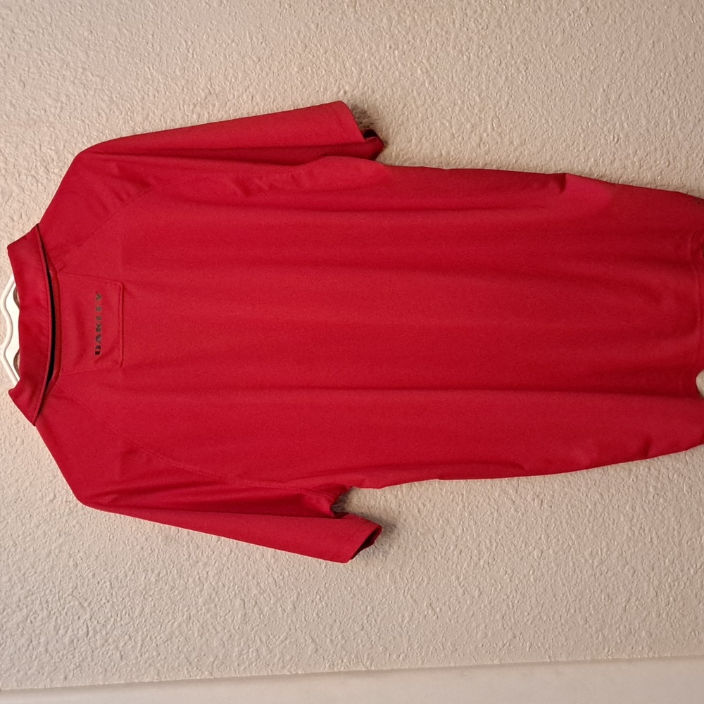 Oakley Hydrolix Golf Polo Regular Fit (Red) . Mens size : XL - Picture 2 of 5